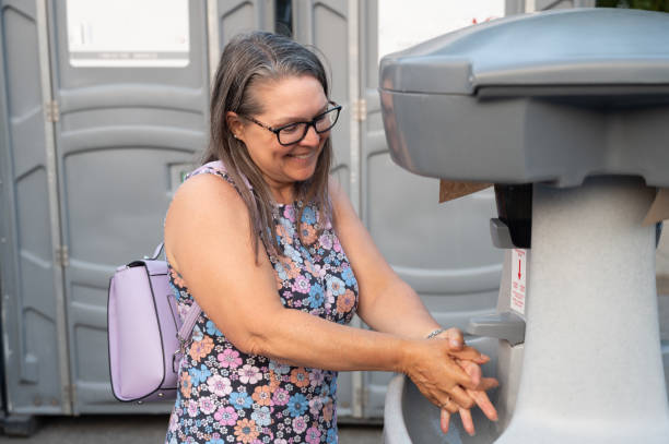 Best Luxury portable toilet rental  in Bellwood, PA